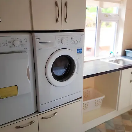 Cozy Double In Shared House R4 With Desk, Drumcondra,